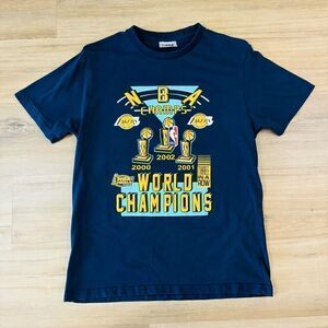 Y2K NBA Size L Los Angeles Lakers Three In Row World Champions Basketball Champs